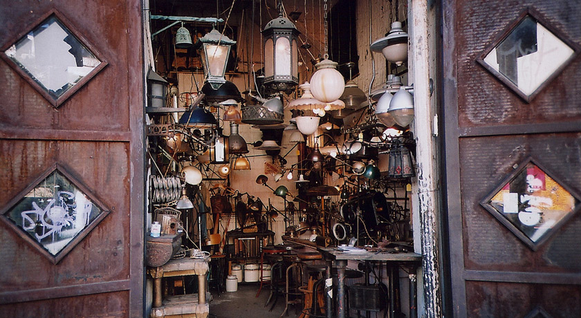 Crowded lamp shop