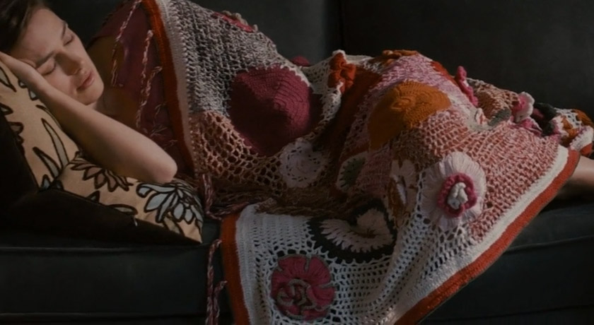 Flowery crochet shawl