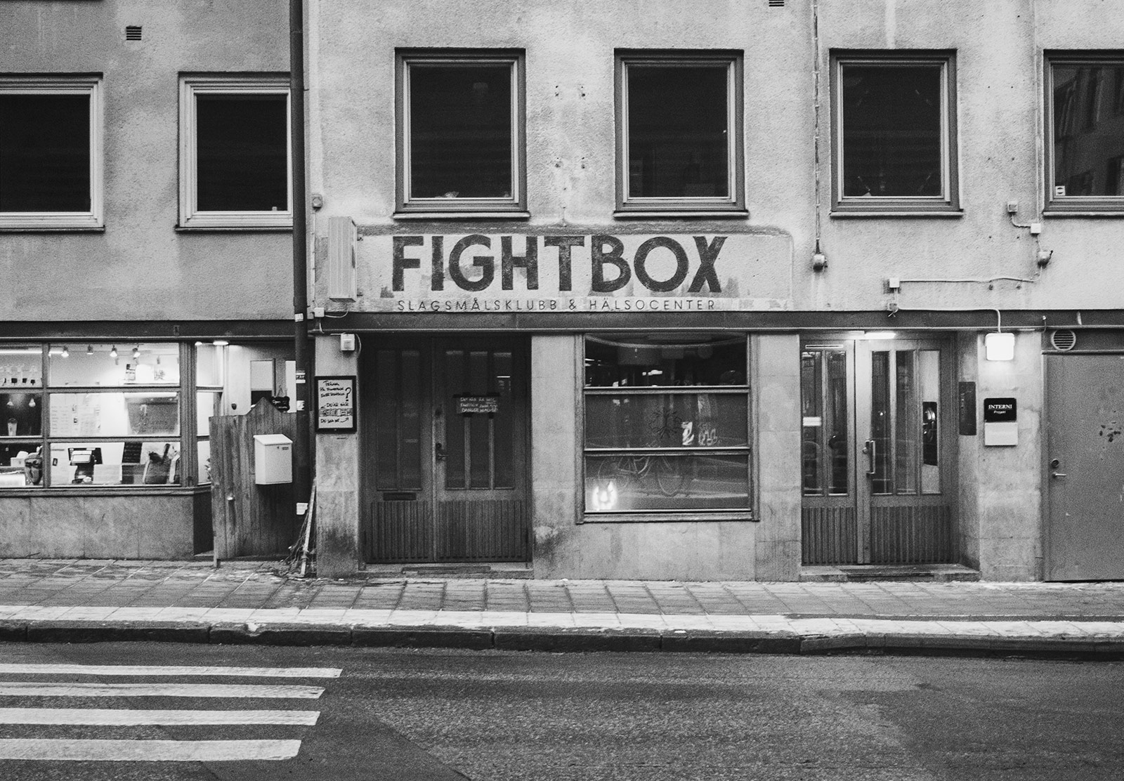 Fightbox sign