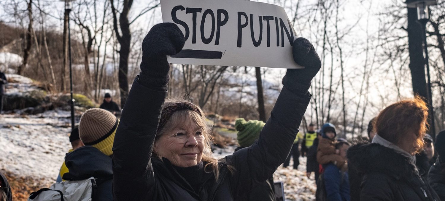Stop Putin sign