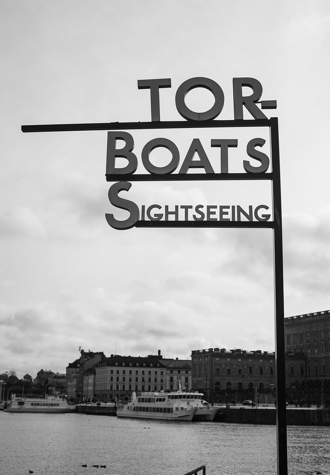 Boat tour sign